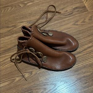 Unisex Brown Leather Moccasins